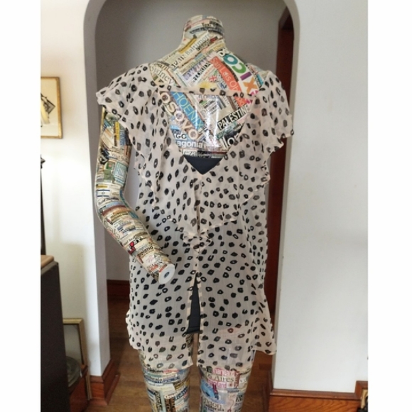 HEAT WAVE SALE! BCBG Cream with Black Sheer Blouse. Size Large. - Picture 10 of 11